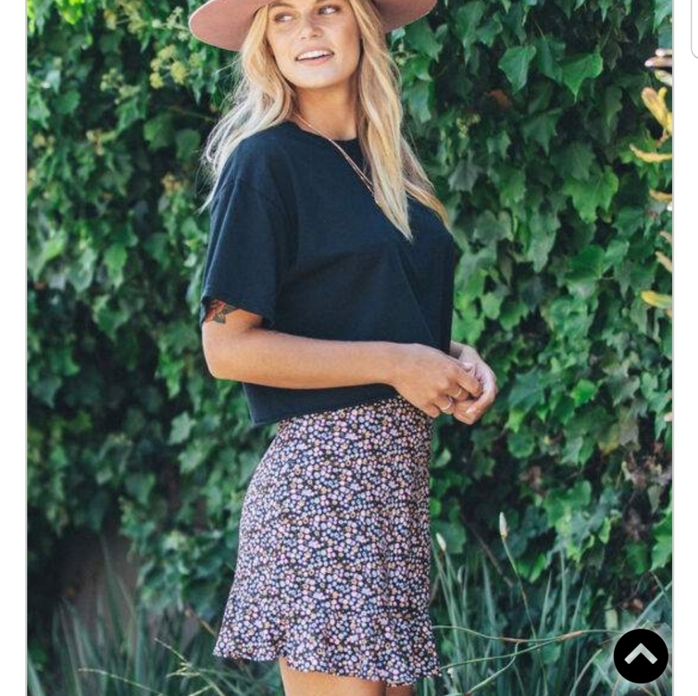 Tilly's skirt